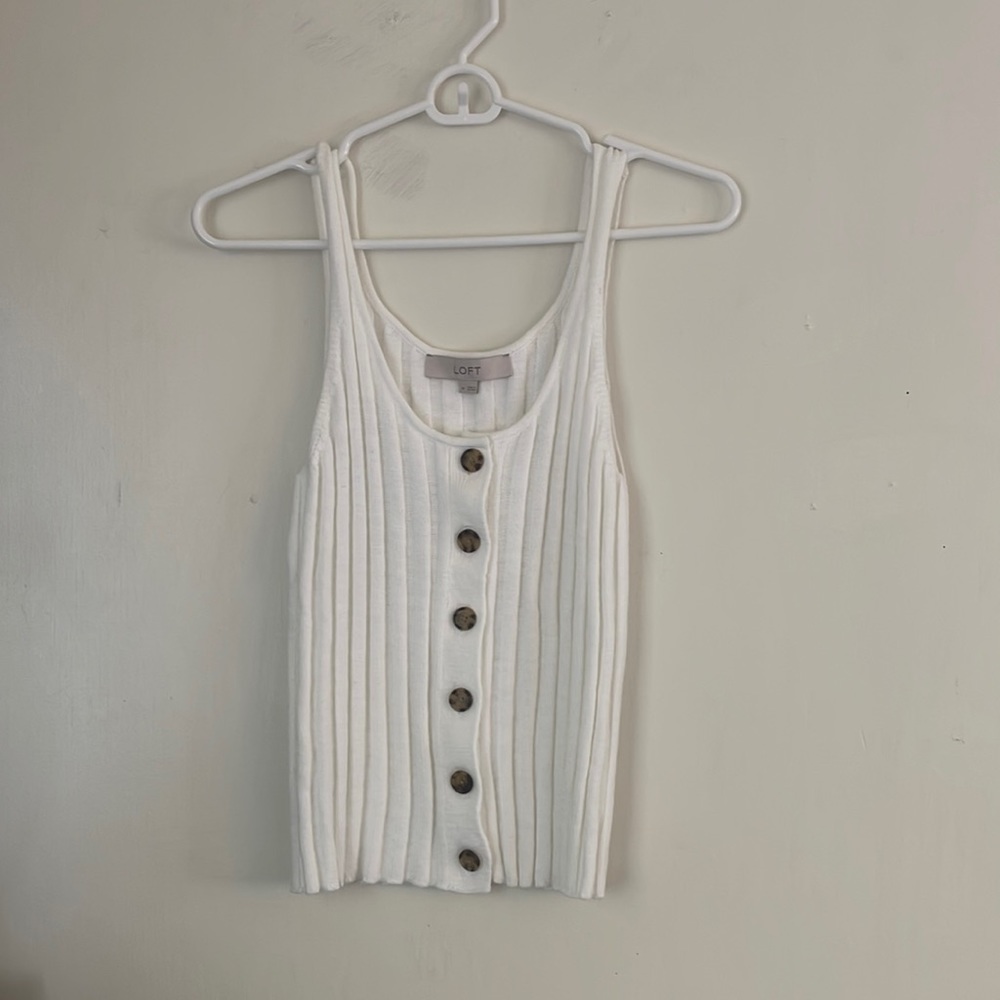 White knit tank top